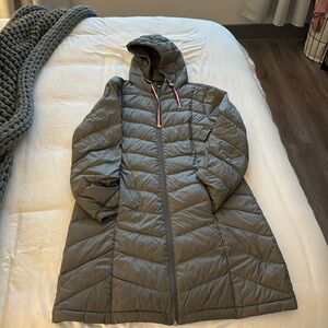 Tommy Hilfiger Jacket. Gray. Medium.